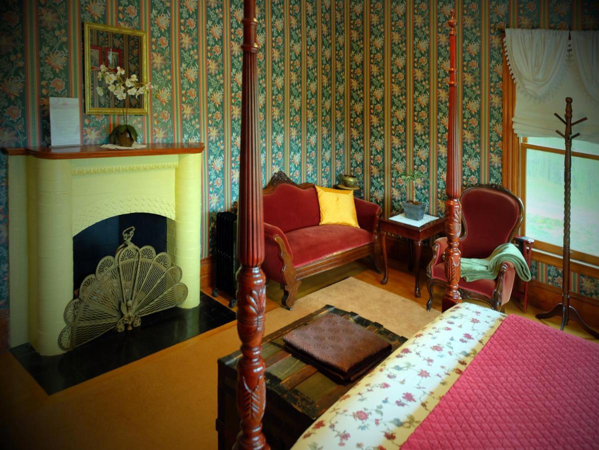 Guilford Bed And Breakfast Exteriör bild