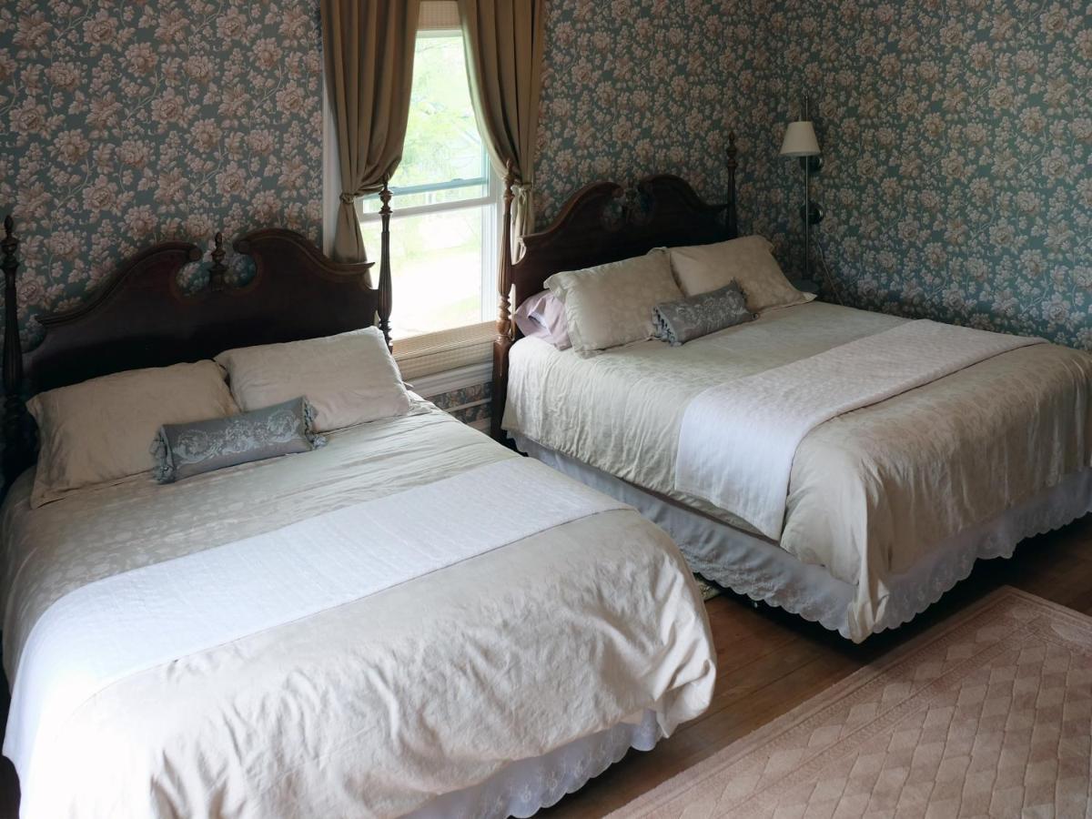 Guilford Bed And Breakfast Exteriör bild